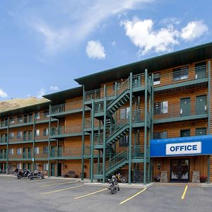 Travelodge By Wyndham Gardiner Yellowstone Park North Entr